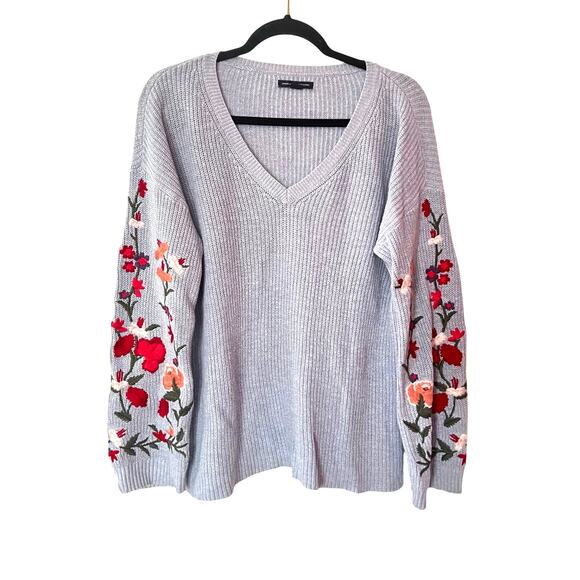 American Eagle Outfitters Sweaters - American Eagle V-Neck Floral Embroidered Sleeve Light Blue Sweater SZ M